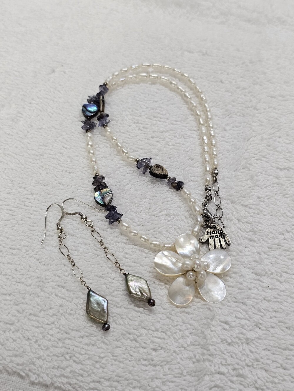 Artisan Pearl Necklace With Amethyst Accents & 925 Grey Pearl Earrings